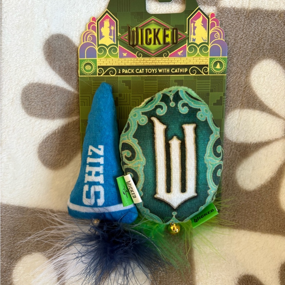 4/$20 - Wicked Green and Blue Feathered Cat Toys